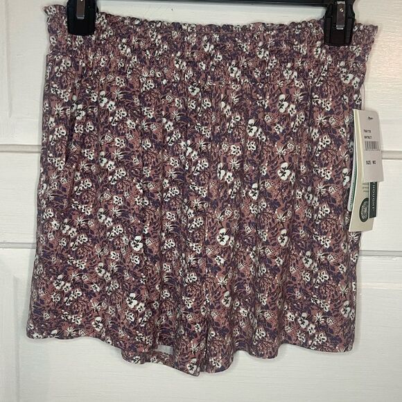 NWTs Thread 4 Thought Flower Tencel Modal Shorts - Picture 1 of 10